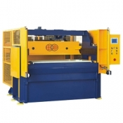 Gantry Type Hydraulic Cutting Machine
